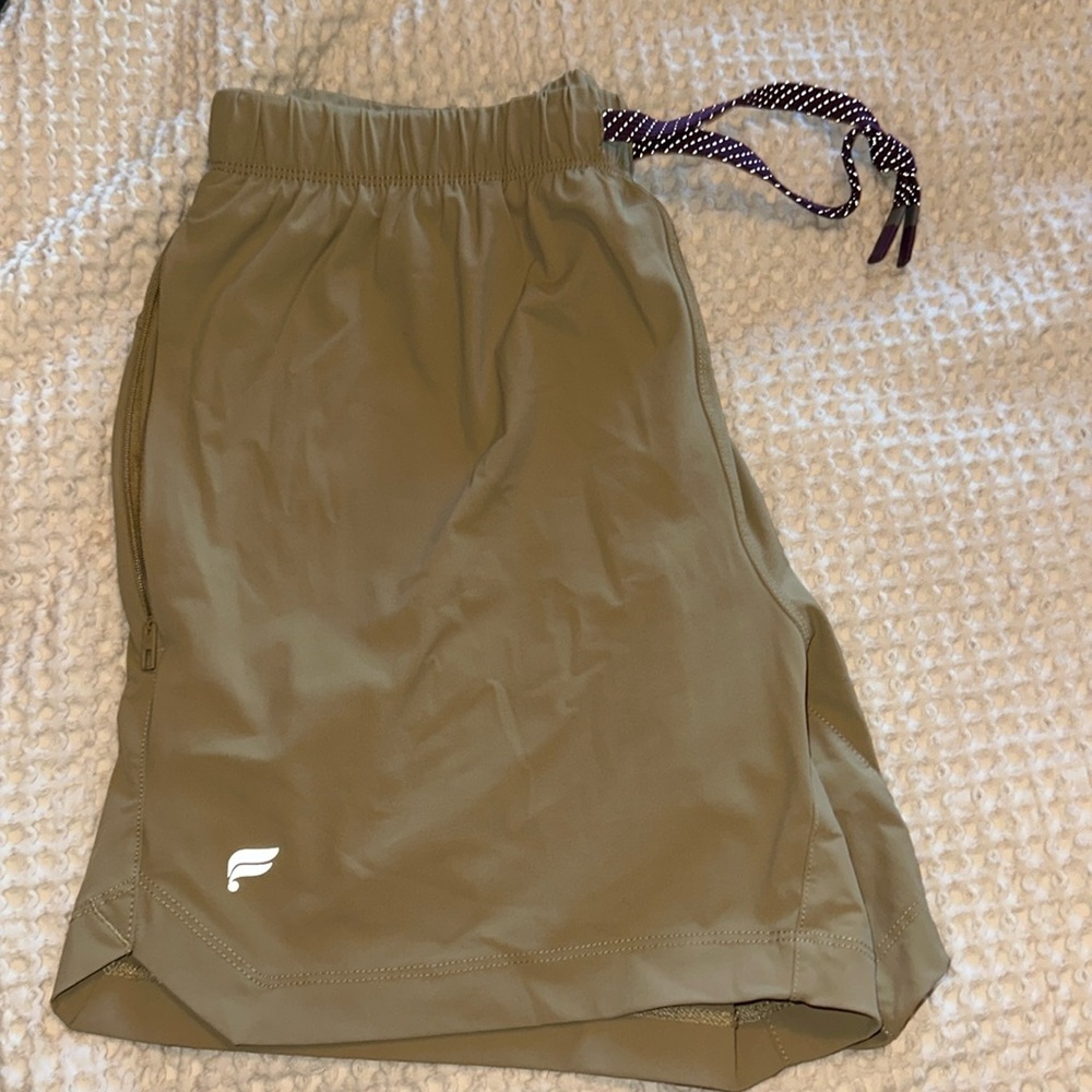 Small 5” Lined Fabletics ‘The One’ Zip-Pocketed Shorts